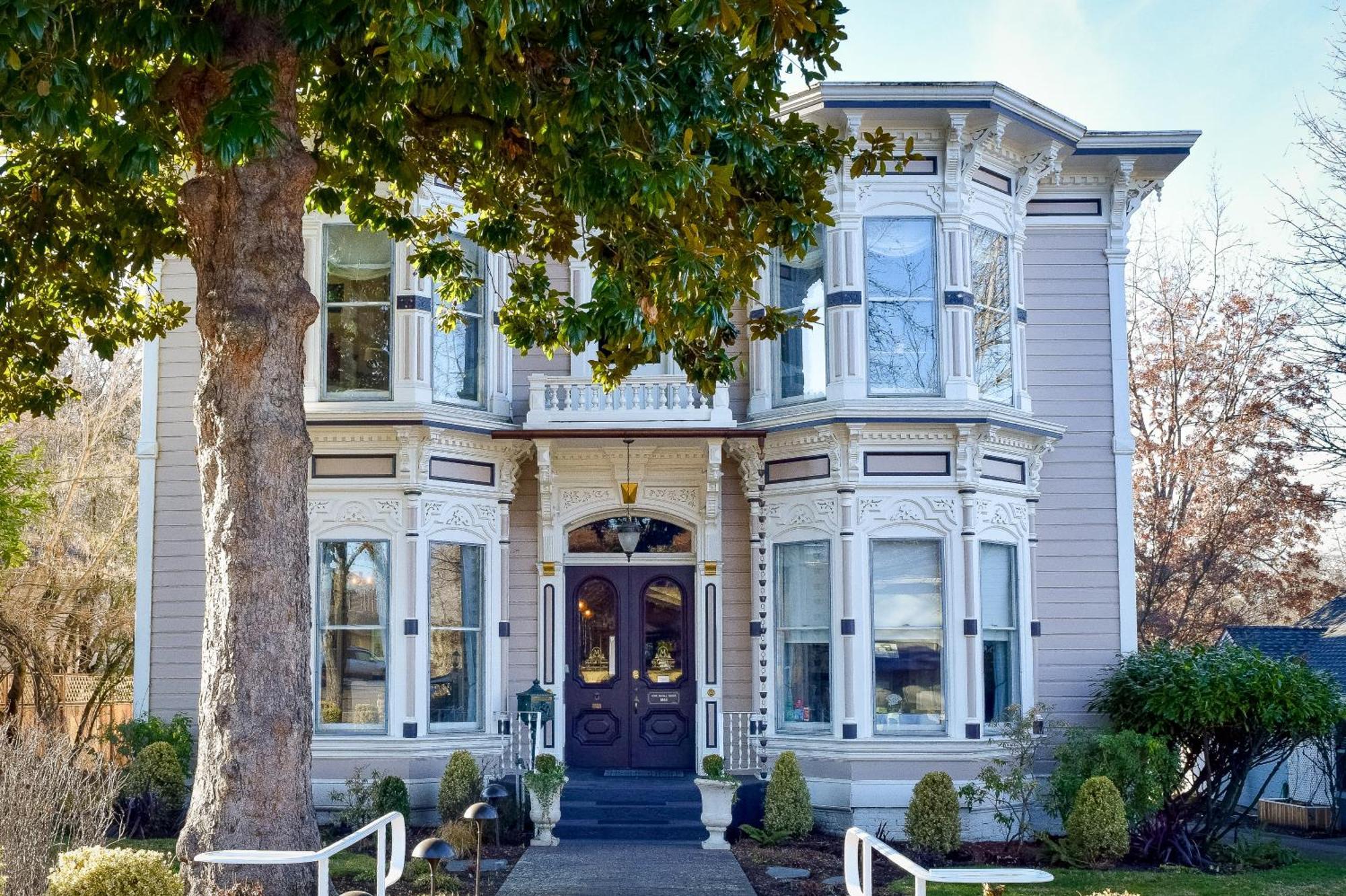 Mccall House Boutique Hotel Ashland Ngoại thất bức ảnh